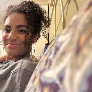 Meet your Posher, Rachel